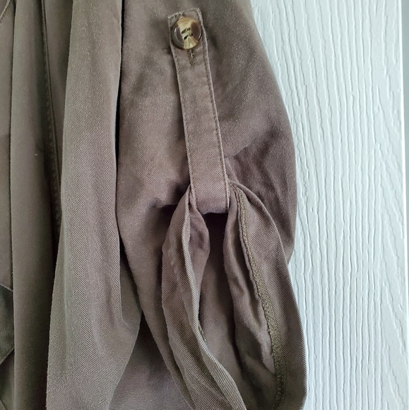 Oversized Olive Jacket - Picture 6 of 6